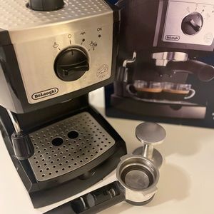DeLonghi EC155 Espresso Machine